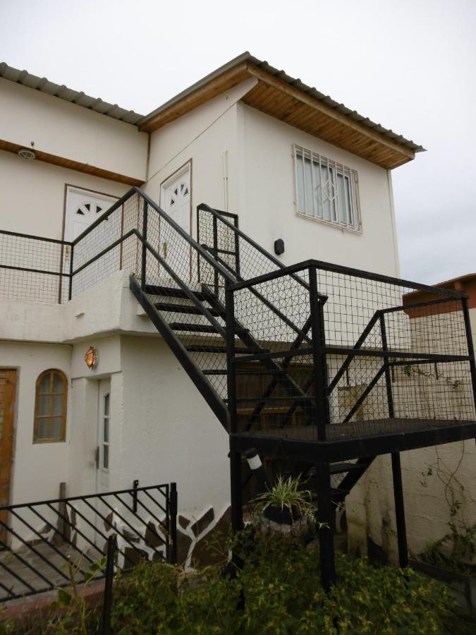 Hostel La Casa De Tounens Puerto Madryn Zewnętrze zdjęcie