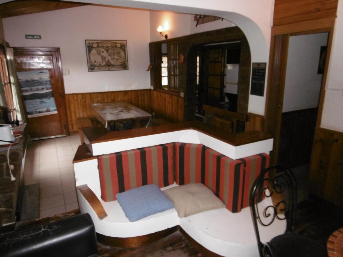 Hostel La Casa De Tounens Puerto Madryn Zewnętrze zdjęcie