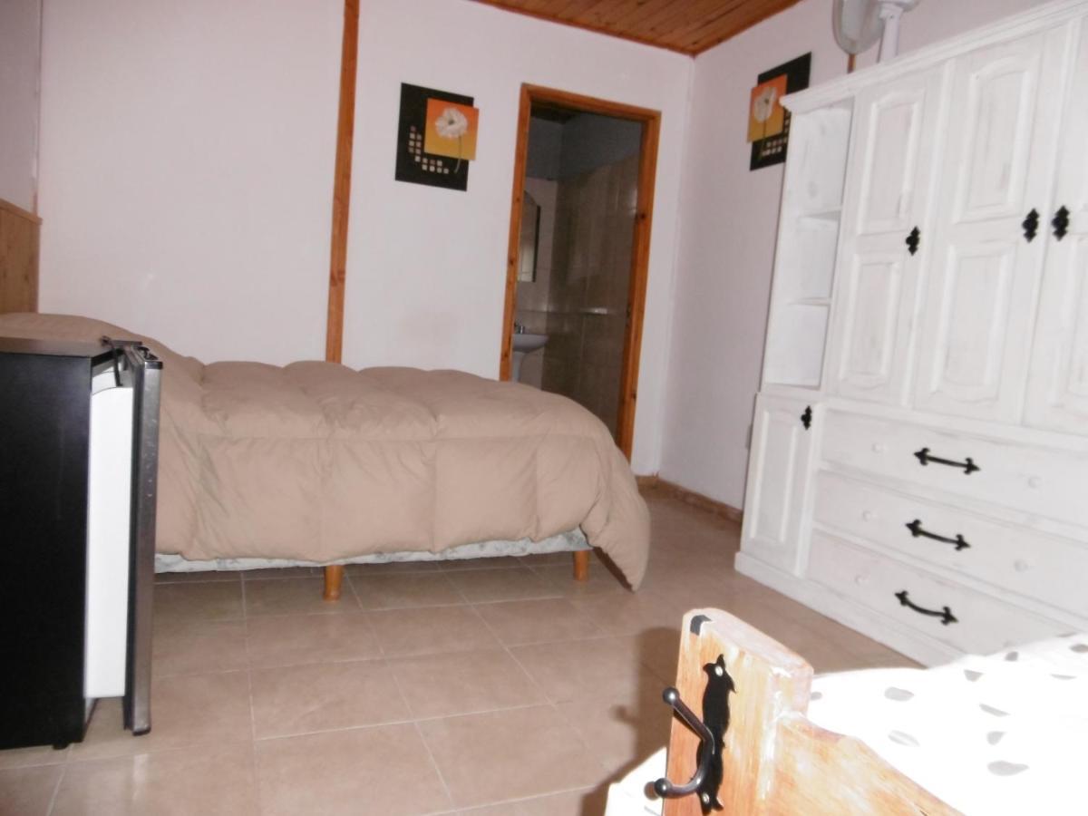 Hostel La Casa De Tounens Puerto Madryn Zewnętrze zdjęcie
