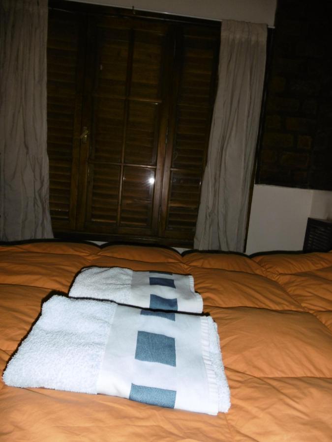Hostel La Casa De Tounens Puerto Madryn Zewnętrze zdjęcie